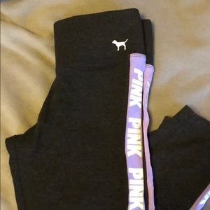 Victoria’s Secret pink cropped leggings